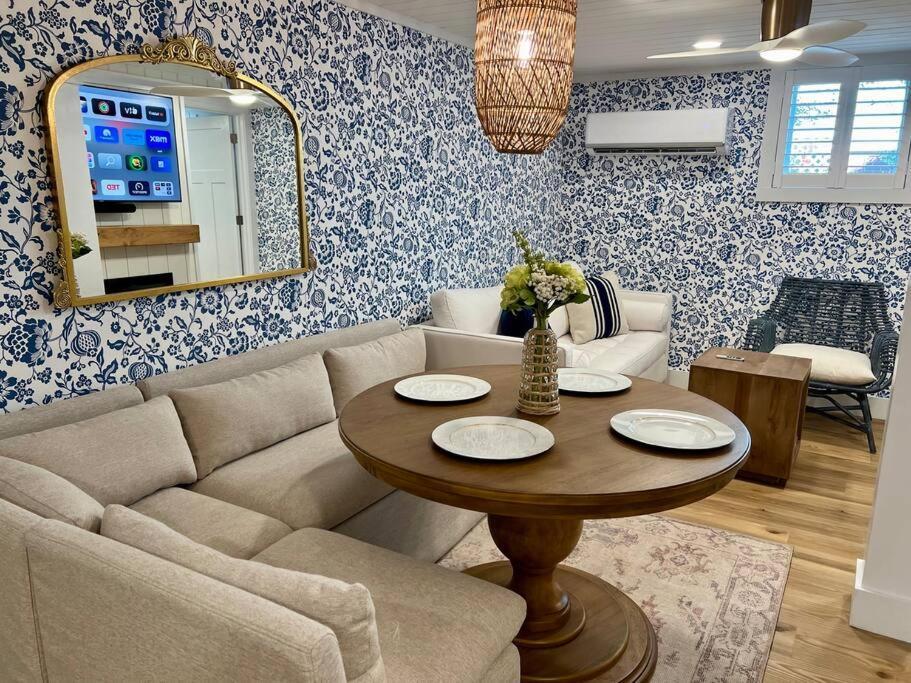 Historic Charmer Apartment *